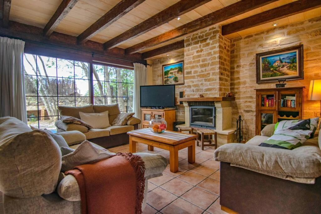 Villa Casa Con Piscina A 1 Km Del Mar Y Del Pueblo *