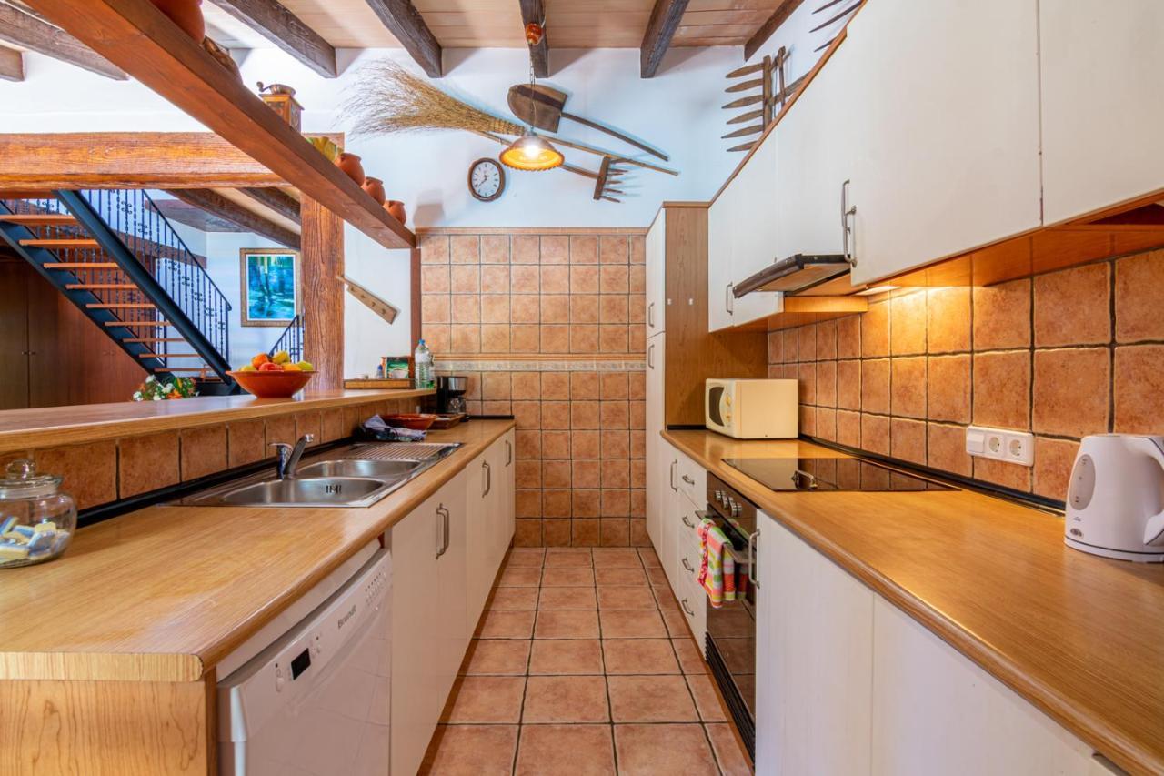 Villa Casa Con Piscina A 1 Km Del Mar Y Del Pueblo *